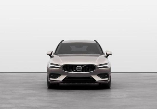 Volvo V60 2.0 B4 Core | Trekhaak | Camera | Navigatie | Adaptive Cruise control