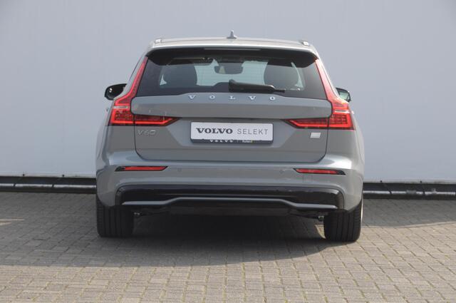 Volvo V60 T6 350PK Automaat Plus Dark / Adaptieve cruise control / Apple carplay / Elektrische stoelen met geheugen / Parkeersensoren met camera / Elektrische achterklep