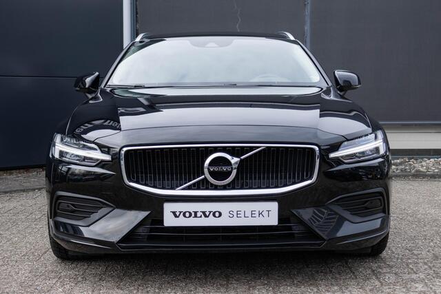 Volvo V60 B4 Automaat Momentum Business | Lederen interieur| Semi Electrische Trekhaak| Parkeer Camera| Park Assist voor en achter| Adaptieve Cruise control| Blind spot| Keyless entry.
