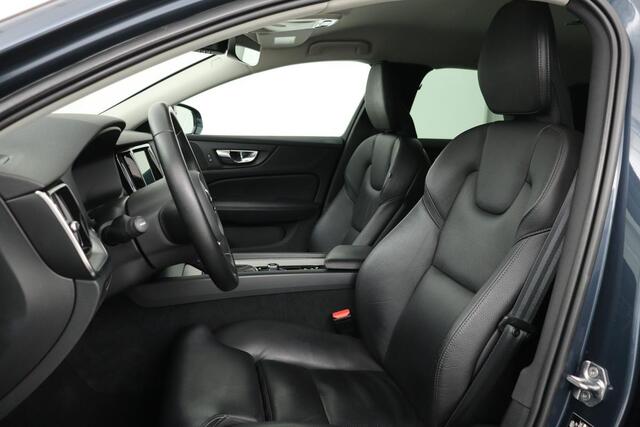 Volvo V60 2.0 T4 Inscription | Leder | Stoelverwarming | Carplay | Camera | Memory | Navigatie | Full LED | Dodehoek detectie | Verwarmde voorruit
