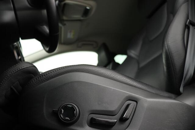Volvo V60 2.0 T4 Inscription | Leder | Stoelverwarming | Carplay | Camera | Memory | Navigatie | Full LED | Dodehoek detectie | Verwarmde voorruit