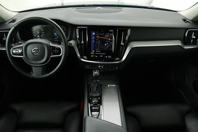 Volvo V60 2.0 T4 Inscription | Leder | Stoelverwarming | Carplay | Camera | Memory | Navigatie | Full LED | Dodehoek detectie | Verwarmde voorruit