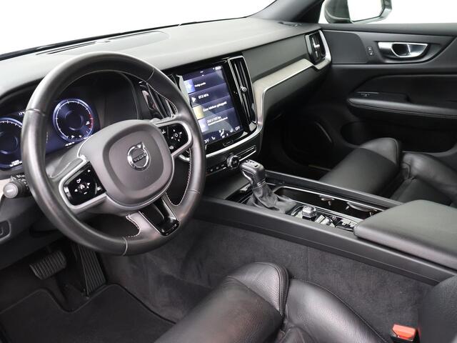 Volvo V60 2.0 T4 Inscription | 190 PK | Automaat | Lederen bekleding | Lichtmetalen velgen 19"|
