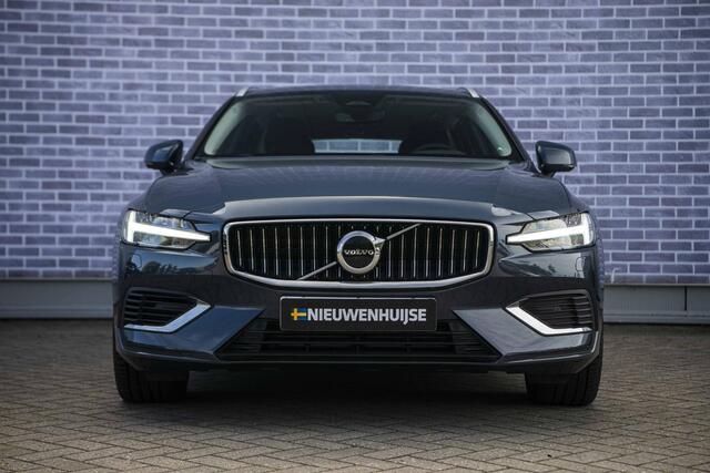 Volvo V60 2.0 T6 Plug-in hybrid AWD Plus Bright | Long Range | Trekhaak | Adaptieve Cruise Control | Keyless Entry | Google | Adaptieve LED koplampen