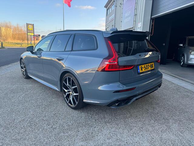 Volvo V60 2.0 T6 Plug-in hybrid AWD Plus Dark Meest Sportieve / Luxe uitvoering incl. meest uitgebreide Heico pakket