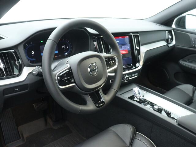 Volvo V60 2.0 B3 Plus Dark | Adaptive Cruise | El. Stoelen | Stoelverwarmi