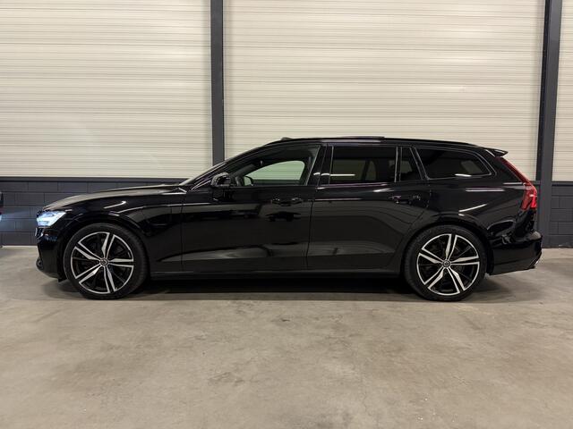 Volvo V60 T6 Recharge AWD R-Design PANO/BOWERS&WILKINS/HEAD-UP/360CAMERA/ACC/PILOT-ASSIST/KEYLESS/MEMORY+ZWART LEER SPORT/19"/ELECTR.TREKHAAK