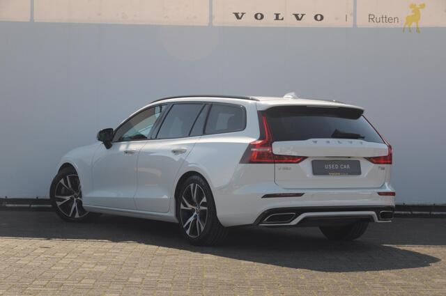 Volvo V60 T5 250PK Automaat R-Design / Cruise control / Stoel - en stuurwielverwarming / Navigatie / Elektrische trekhaak / Eleketrische achterklep / Parkeersensoren met camera