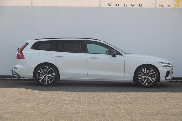Volvo V60 T5 250PK Automaat R-Design / Cruise control / Stoel - en stuurwielverwarming / Navigatie / Elektrische trekhaak / Eleketrische achterklep / Parkeersensoren met camera
