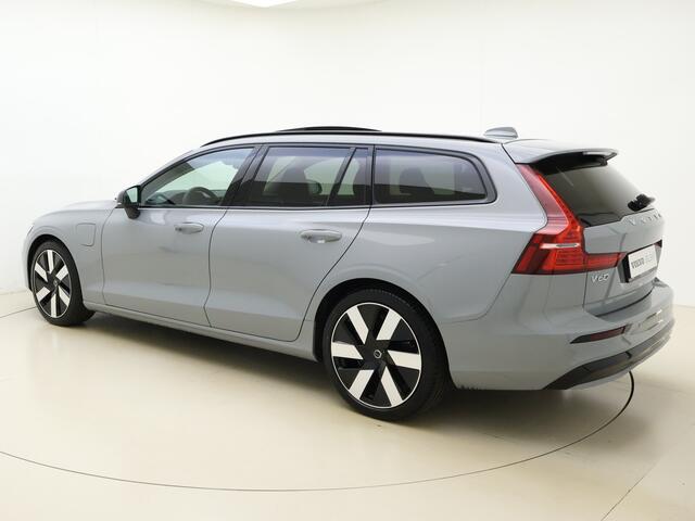 Volvo V60 T8 455pk AWD Ultra Dark / Head-Up / Panoramadak / El. Trekhaak / 19'' / FULL-LED / Harman&Kardon / Lederen Dashboard / Adapt. Cruise / BLIS / Achterb. Verwarming /
