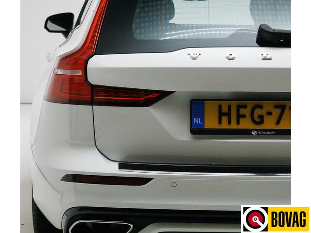 Volvo V60 2.0 B4 R-Design 198 PK | Pilot assist | Led | Camera | Stoelverwarming Elektrisch vert. best. stoel met geheugen, Elec. klep, All season banden