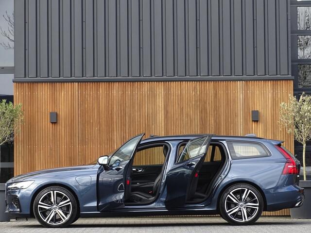 Volvo V60 T8 390PK / AWD / B&W / 2020 / LED