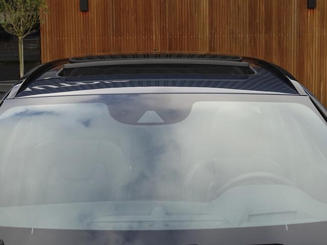Volvo V60 T8 390PK / AWD / B&W / 2020 / LED