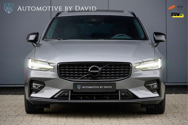 Volvo V60 2.0 B3 163 PK R-DESIGN AUTOMAAT / BTW AUTO / TREKHAAK / PANORAMADAK / ACHTERBANKVERWARMING / HARMAN KARDON / ELEK VOORSTOELEN / STOELVERWARMING