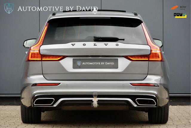Volvo V60 2.0 B3 163 PK R-DESIGN AUTOMAAT / BTW AUTO / TREKHAAK / PANORAMADAK / ACHTERBANKVERWARMING / HARMAN KARDON / ELEK VOORSTOELEN / STOELVERWARMING