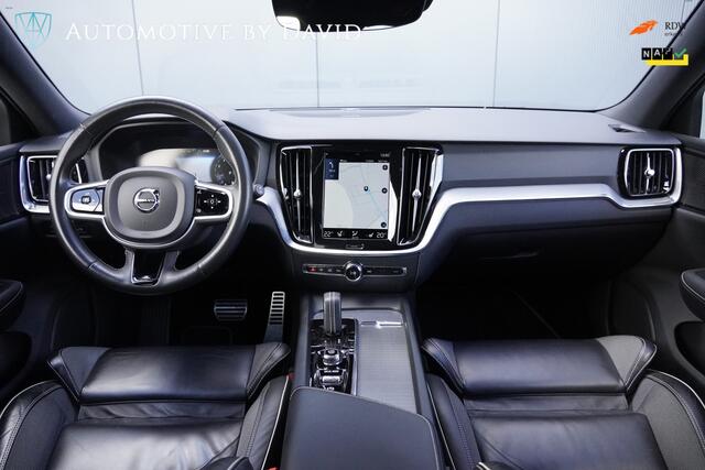 Volvo V60 2.0 B3 163 PK R-DESIGN AUTOMAAT / BTW AUTO / TREKHAAK / PANORAMADAK / ACHTERBANKVERWARMING / HARMAN KARDON / ELEK VOORSTOELEN / STOELVERWARMING