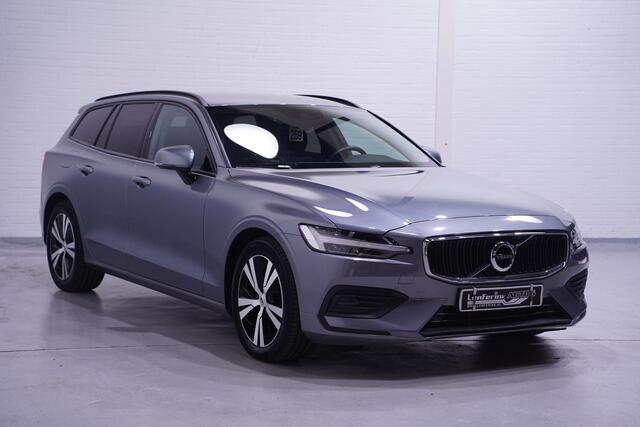 Volvo V60 2.0 D B4 Momentum Stuur- en stoelverwarming Camera PDC v+a Ledkoplampen