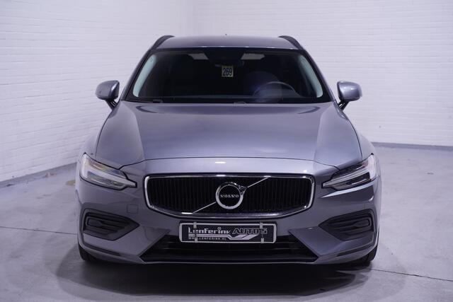 Volvo V60 2.0 D B4 Momentum Stuur- en stoelverwarming Camera PDC v+a Ledkoplampen