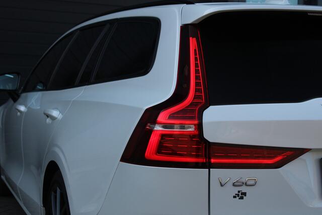 Volvo V60 2.0 T8 AWD Polestar Engineered | Pano | Brembo | H&K