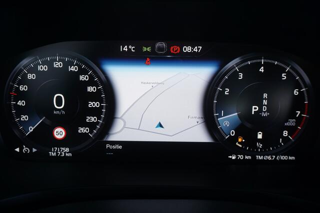 Volvo V60 2.0 B3 Momentum Advantage | Climate Pack | Camera | Trekhaak | Origineel NL |