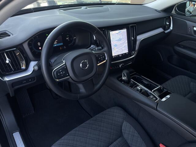 Volvo V60 2.0 T6 Plug-in hybrid AWD Core Bright