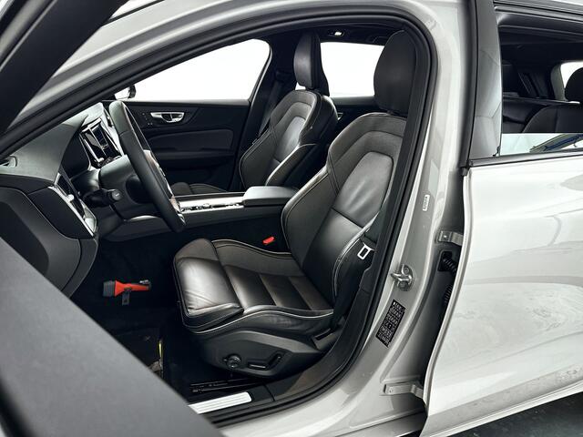 Volvo V60 B3 Aut. Plus Dark | Panoramadak | Trekhaak | Harman Kardon | 360 camera