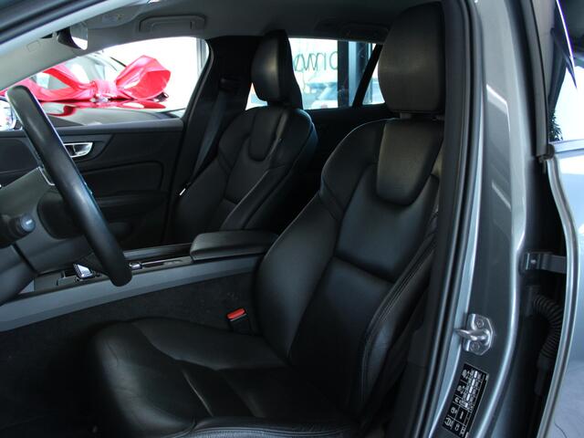 Volvo V60 2.0 B3 Business Pro 1E EIG | LEDER | STUURWIEL VERW | STOELVERW | CARPLAY | CAMERA | TREKHAAK |