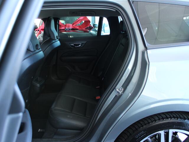 Volvo V60 2.0 B3 Business Pro 1E EIG | LEDER | STUURWIEL VERW | STOELVERW | CARPLAY | CAMERA | TREKHAAK |