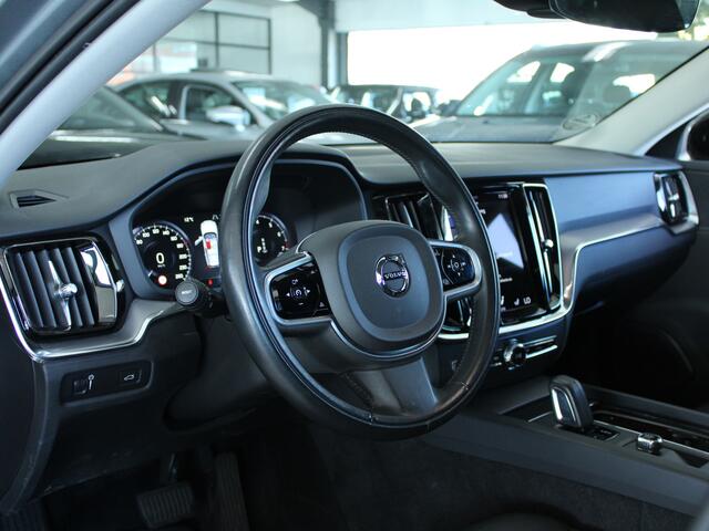 Volvo V60 2.0 B3 Business Pro 1E EIG | LEDER | STUURWIEL VERW | STOELVERW | CARPLAY | CAMERA | TREKHAAK |