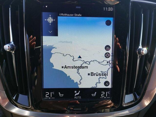 Volvo V60 2.0 T6 Recharge AWD R-Design | Long Range | Trekhaak | Adaptieve cruise controle | Harman/Kardon | Memory |