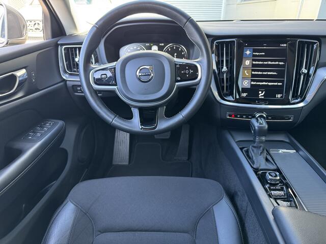 Volvo V60 2.0 T4 Momentum Pro