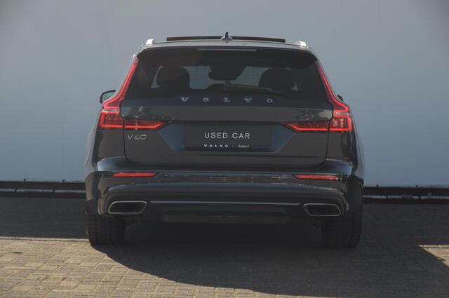 Volvo V60 T8 390PK Automaat Recharge AWD Inscription / Adaptieve cruise control / BLIS / Elektrische stoel met geheugen / Panoramadak / Keyless entry / Parkeersensoren met camera /