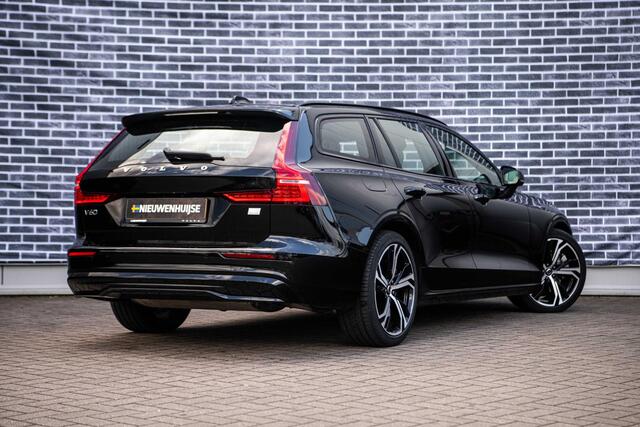 Volvo V60 2.0 T6 Plug-in hybrid AWD Plus Dark | Long range | Panorama dak | Adaptieve cruise control | Elektrisch verstelbare voorstoelen | Stoel/stuur verwarming | Blis |