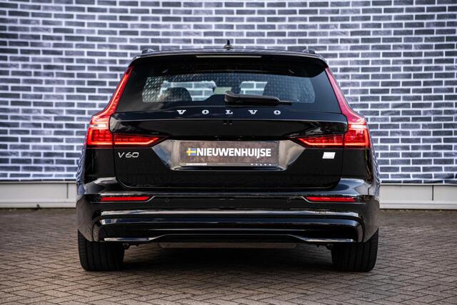 Volvo V60 2.0 T6 Plug-in hybrid AWD Plus Dark | Long range | Panorama dak | Adaptieve cruise control | Elektrisch verstelbare voorstoelen | Stoel/stuur verwarming | Blis |
