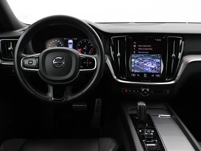 Volvo V60 2.0 B4 197 PK AUT. R-DESIGN + WEGKL. TREKHAAK | HARMAN/KARDON | LEDER | 19 INCH | ADAPTIVE CRUISE CONTROL