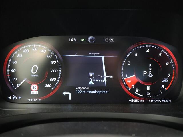 Volvo V60 2.0 B4 197 PK AUT. R-DESIGN + WEGKL. TREKHAAK | HARMAN/KARDON | LEDER | 19 INCH | ADAPTIVE CRUISE CONTROL