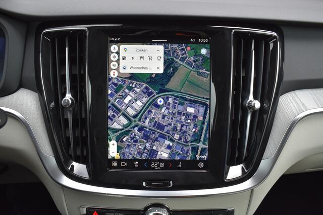 Volvo V60 T6 350PK Plug-in hybrid AWD Essential | Moritz leder blond | Driver assist pack | Climate pack | PDC voor en achter