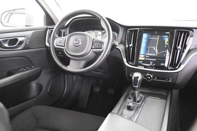 Volvo V60 2.0 D3 Momentum *1ste Eigenaar*Navigatie*Trekhaak*