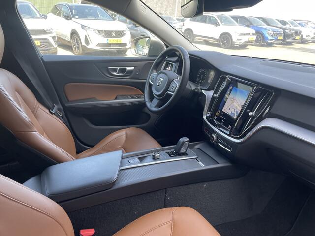 Volvo V60 2.0 B3 Momentum, LEDEREN BEKLEDING.