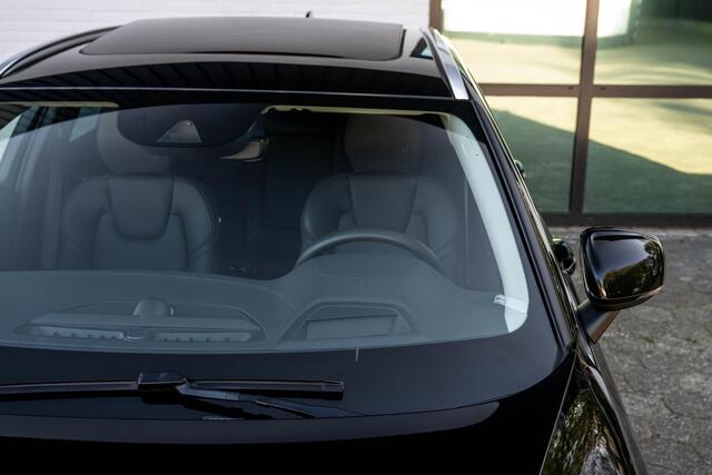 Volvo V60 2.0 T6 Recharge AWD Inscription B&W Nappa