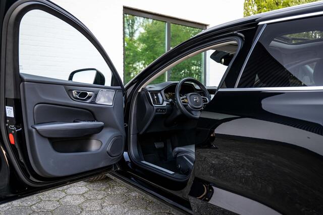 Volvo V60 2.0 T6 Recharge AWD Inscription B&W Nappa