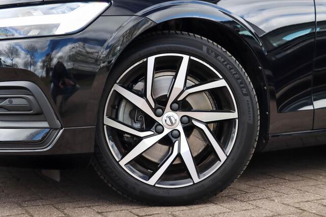 Volvo V60 2.0 T5 Momentum | Leder | PDC V+A | Trekhaak