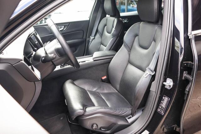 Volvo V60 2.0 T5 Momentum | Leder | PDC V+A | Trekhaak
