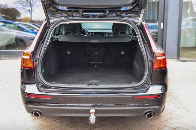 Volvo V60 2.0 T5 Momentum | Leder | PDC V+A | Trekhaak