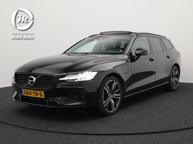 Volvo V60 T8 Recharge AWD R-Design Plug In Hybrid LONG RANGE PHEV | Panodak | Trekhaak af Fabriek | Adaptive Cruise | Lederen Sportstoelen Memory | Camera | Stuur / Stoelverwarming | Apple Carplay | 19"L.M |