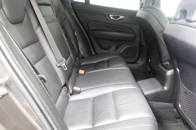 Volvo V60 T8 Twin Engine AWD Inscription | Rijklaarprijs | Intelli packs | Head-up |