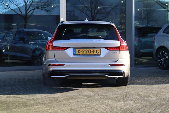 Volvo V60 2.0 B3 Ultimate Dark | Schuif-/ kanteldak| 360* Camera| Keyless Entry| All- Season banden|