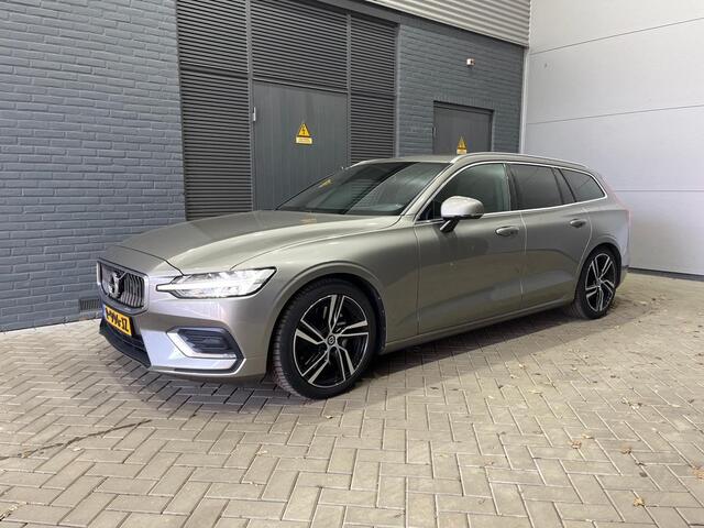 Volvo V60 T6 AWD Inscription | Panoramadak | Head-Up | Trekhaak | Camera | Apple Carplay