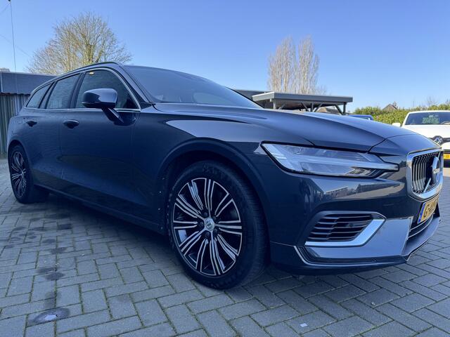 Volvo V60 2.0 T8 Hybride AWD Inscription / Trekhaak / Navigatie / Pdc+Camera / Leder sport / Lmv / Apk aug-2025