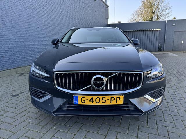 Volvo V60 2.0 T8 Hybride AWD Inscription / Trekhaak / Navigatie / Pdc+Camera / Leder sport / Lmv / Apk aug-2025